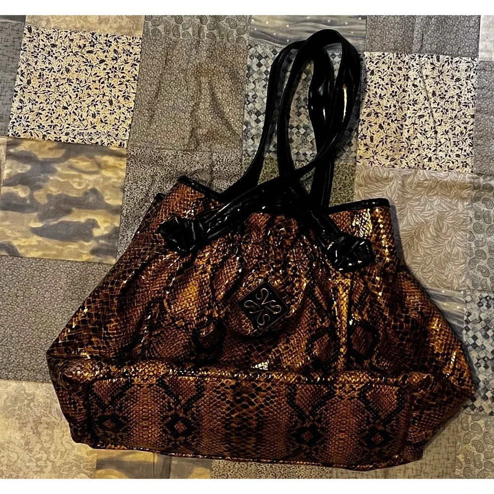 Vintage Simply Vera Pleated Hobo Shoulder Bag Purse. [H]